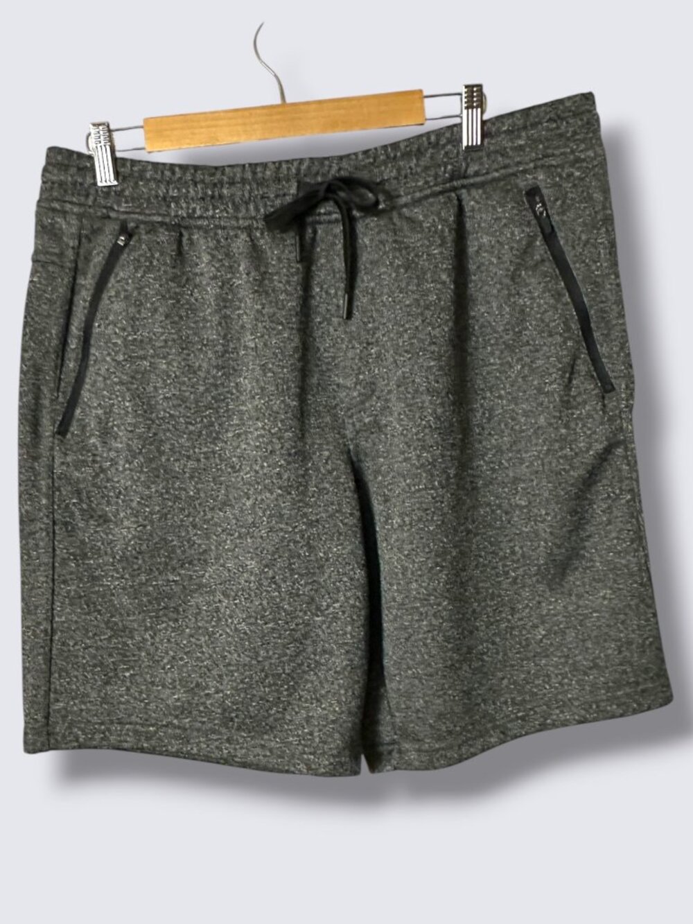 90 Degree Mens XL Gray Activewear Shorts With Zipper Pockets